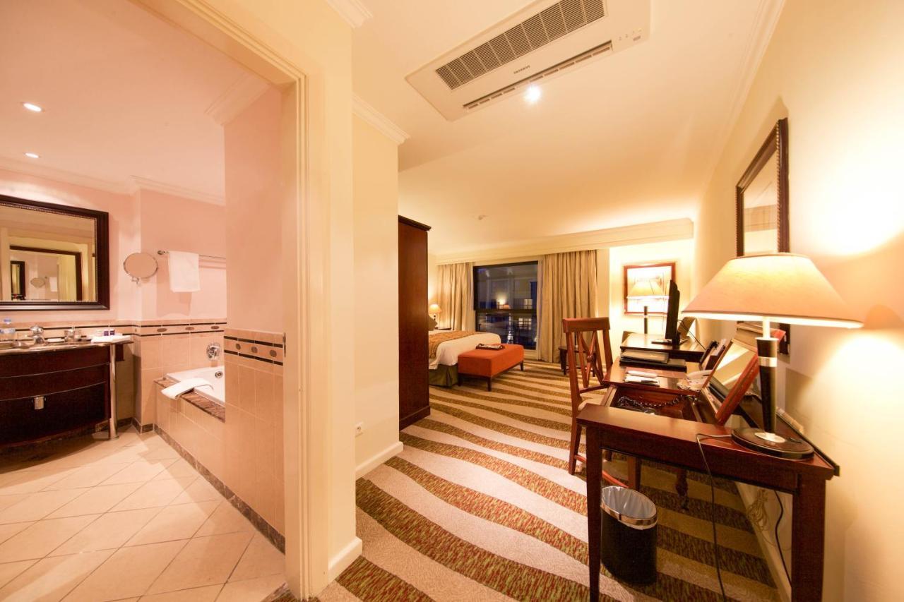 Kigali Serena Hotel Esterno foto