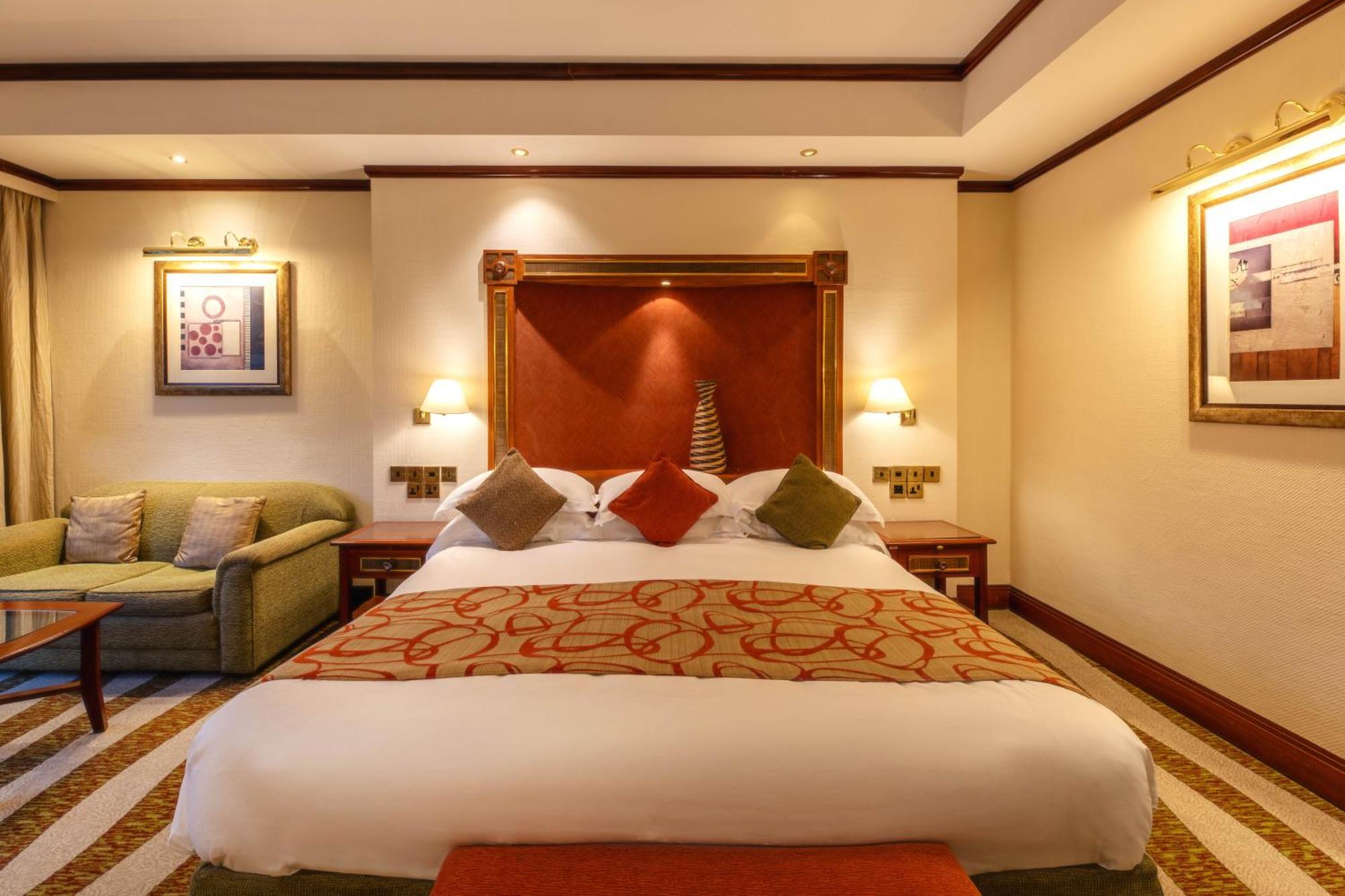 Kigali Serena Hotel Esterno foto