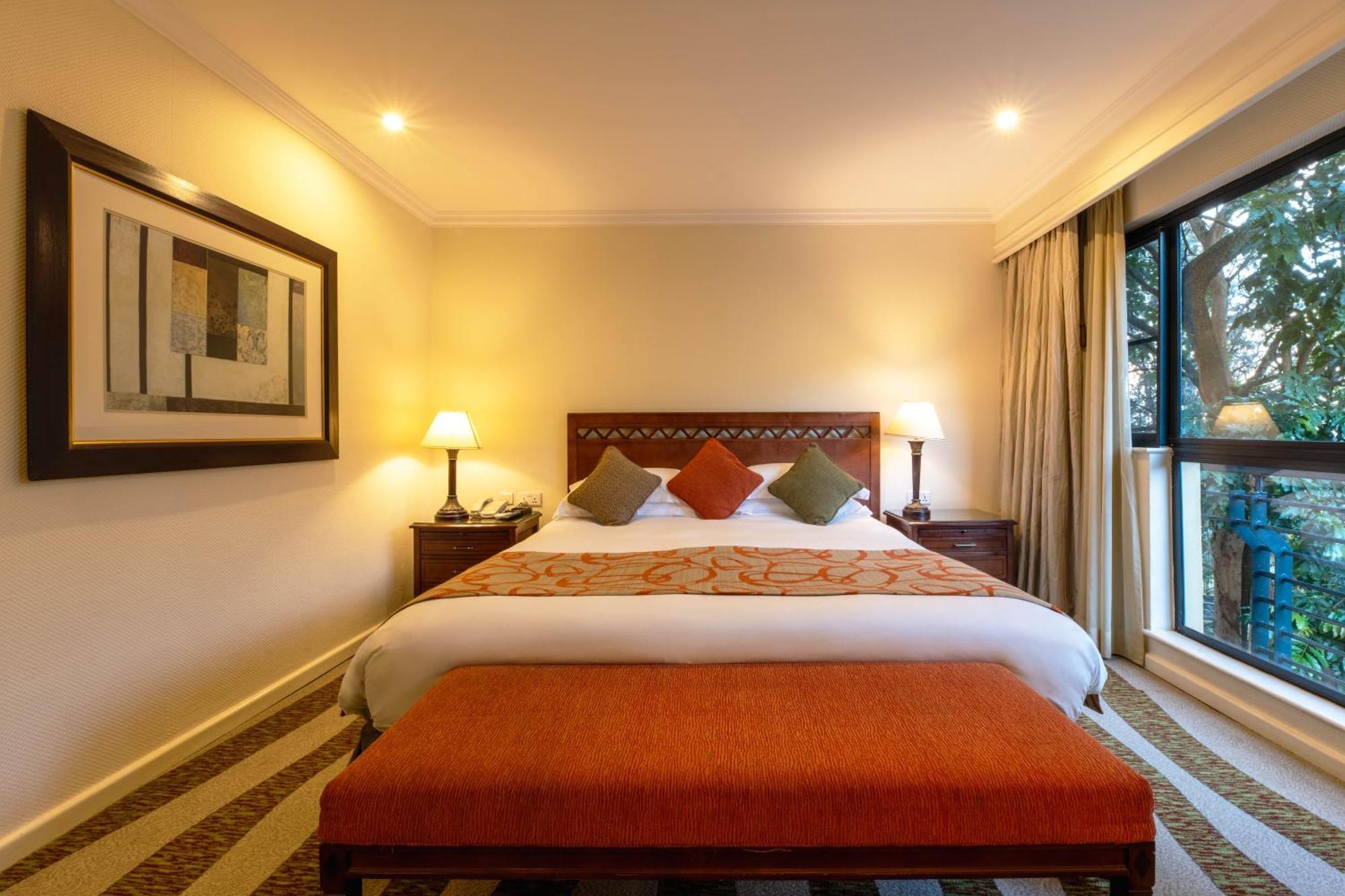 Kigali Serena Hotel Esterno foto
