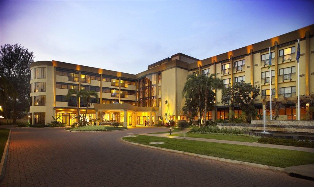 Kigali Serena Hotel Esterno foto